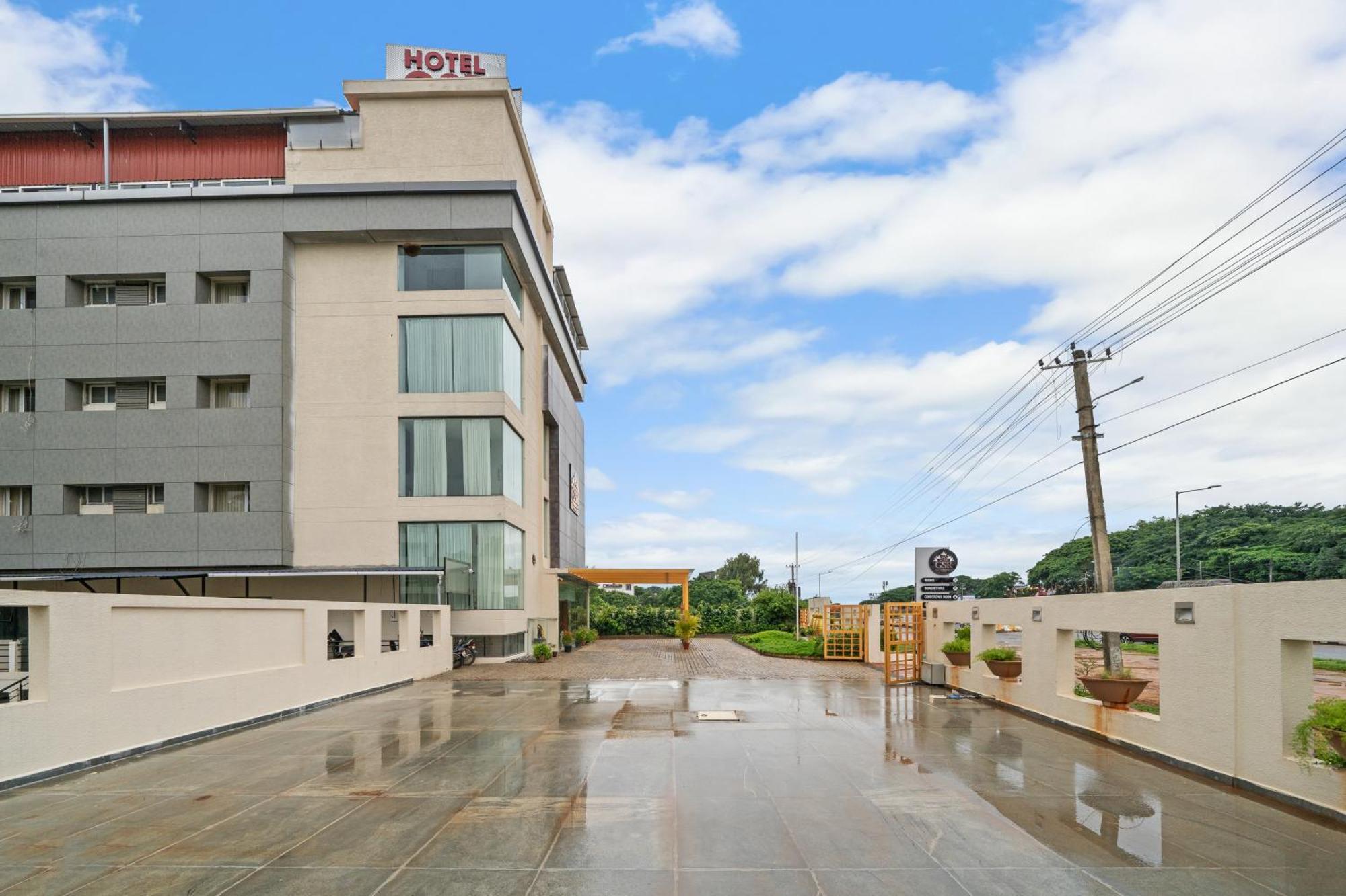 Hotel Gsr Tumkur ภายนอก รูปภาพ